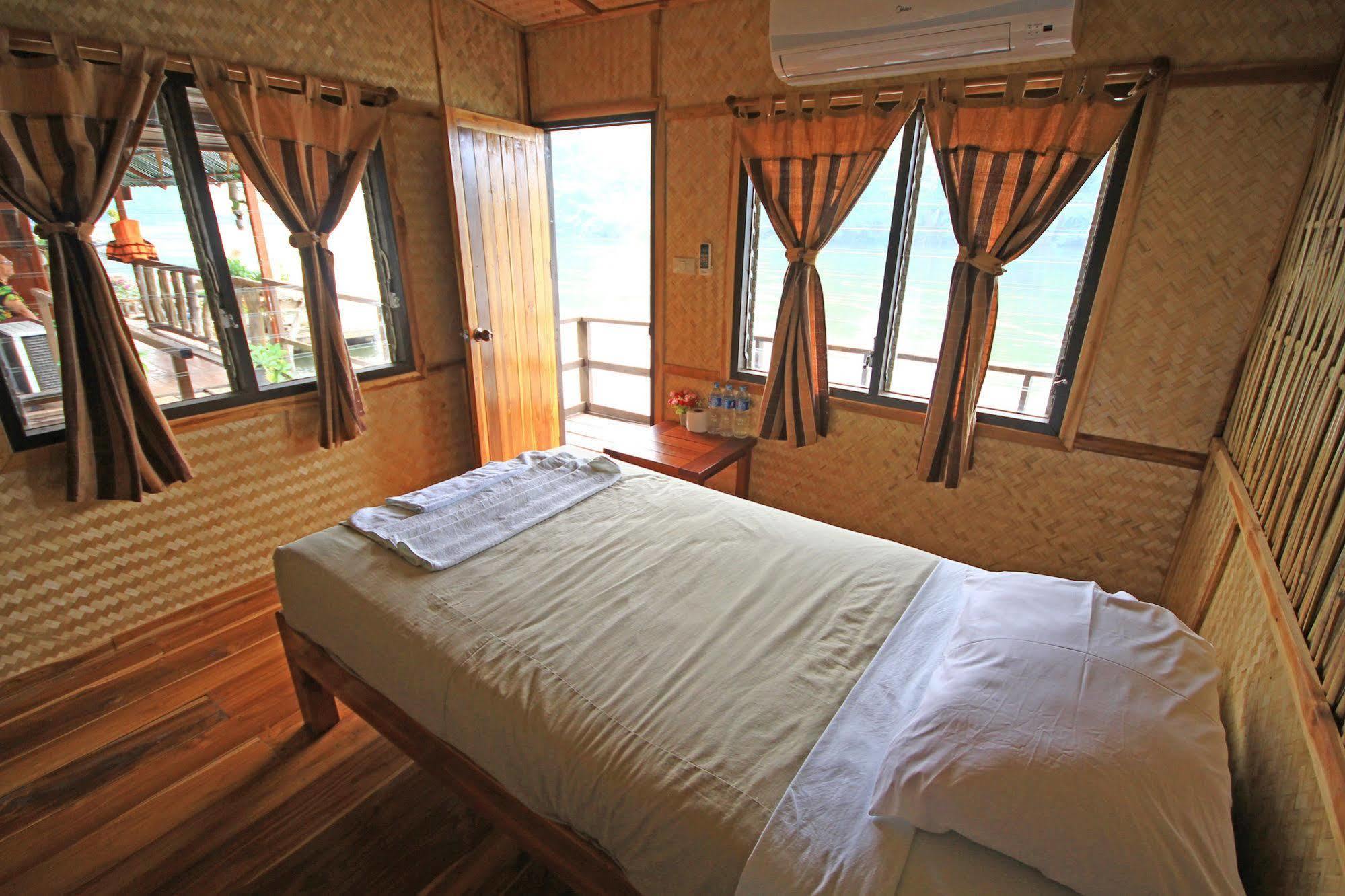 Saiyok Mantra Resort Ban Huai Maenam Noi Eksteriør bilde