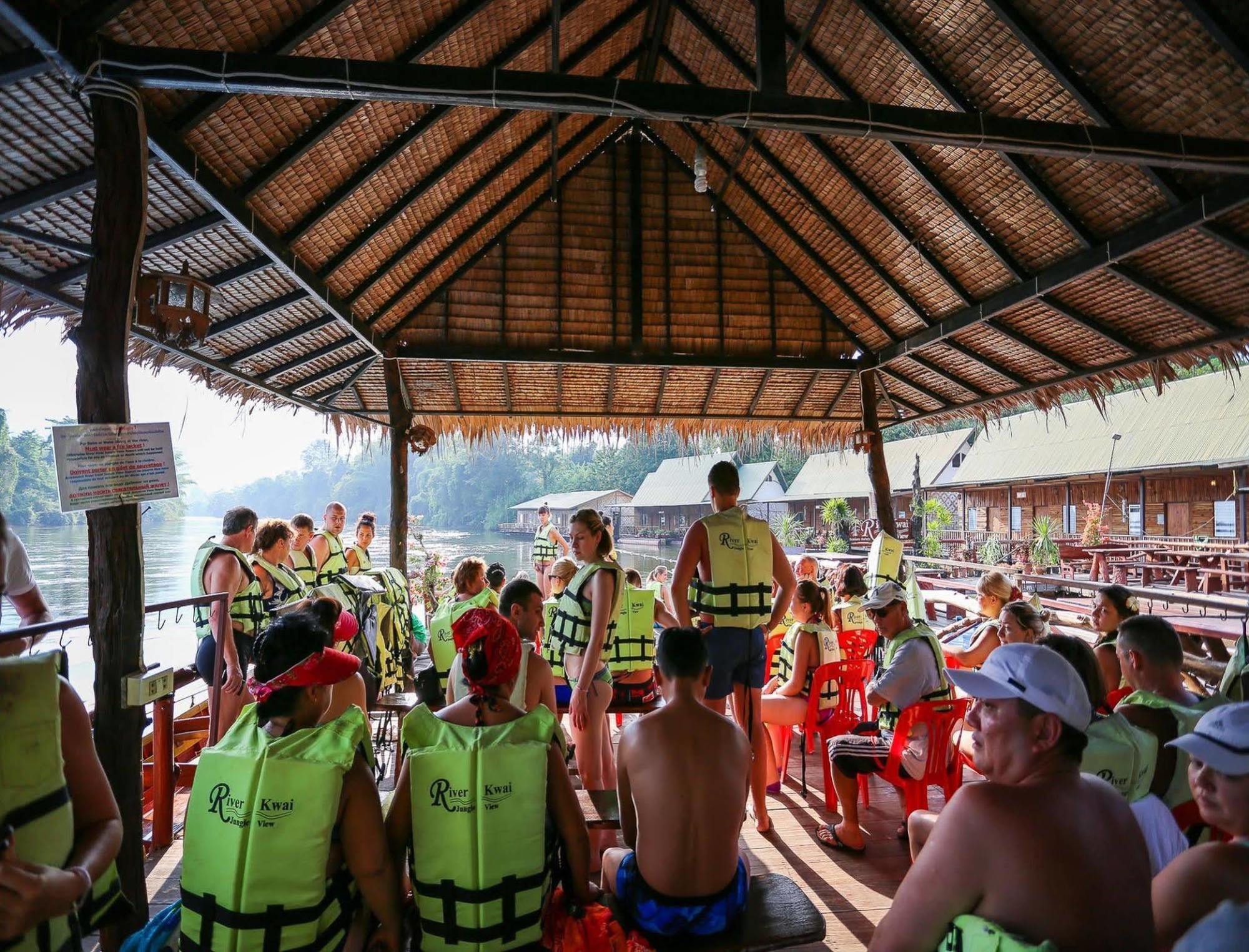 Saiyok Mantra Resort Ban Huai Maenam Noi Eksteriør bilde